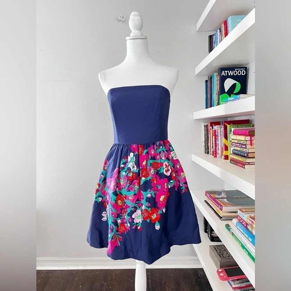 Lilly Pulitzer Lottie Navy Cherry Floral Strapless Dress size 8 - Picture 2 of 13